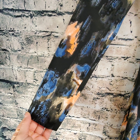 NYDJ | Fit Solution Slimming Melting Ikat Dress - Picture 6 of 9